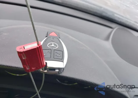 2006 Mercedes-Benz C 55 Amg z USA, uszkodzony, nr VIN WDBRF76J56F721322